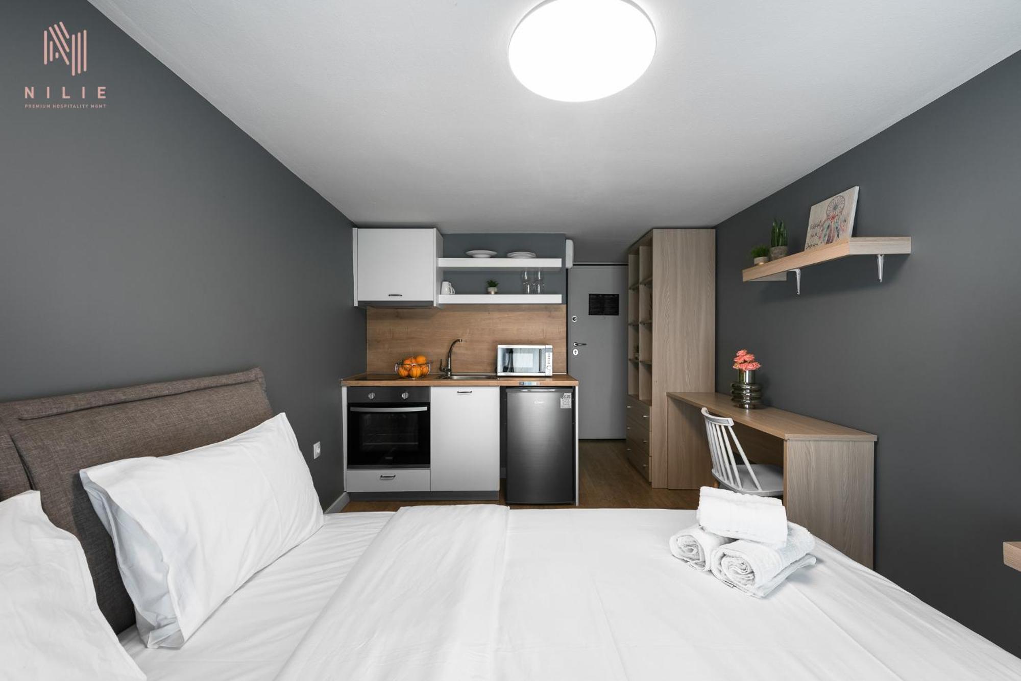Denizen Boutique Apartments, Nilie Hospitality Mgmt Salonicco Esterno foto